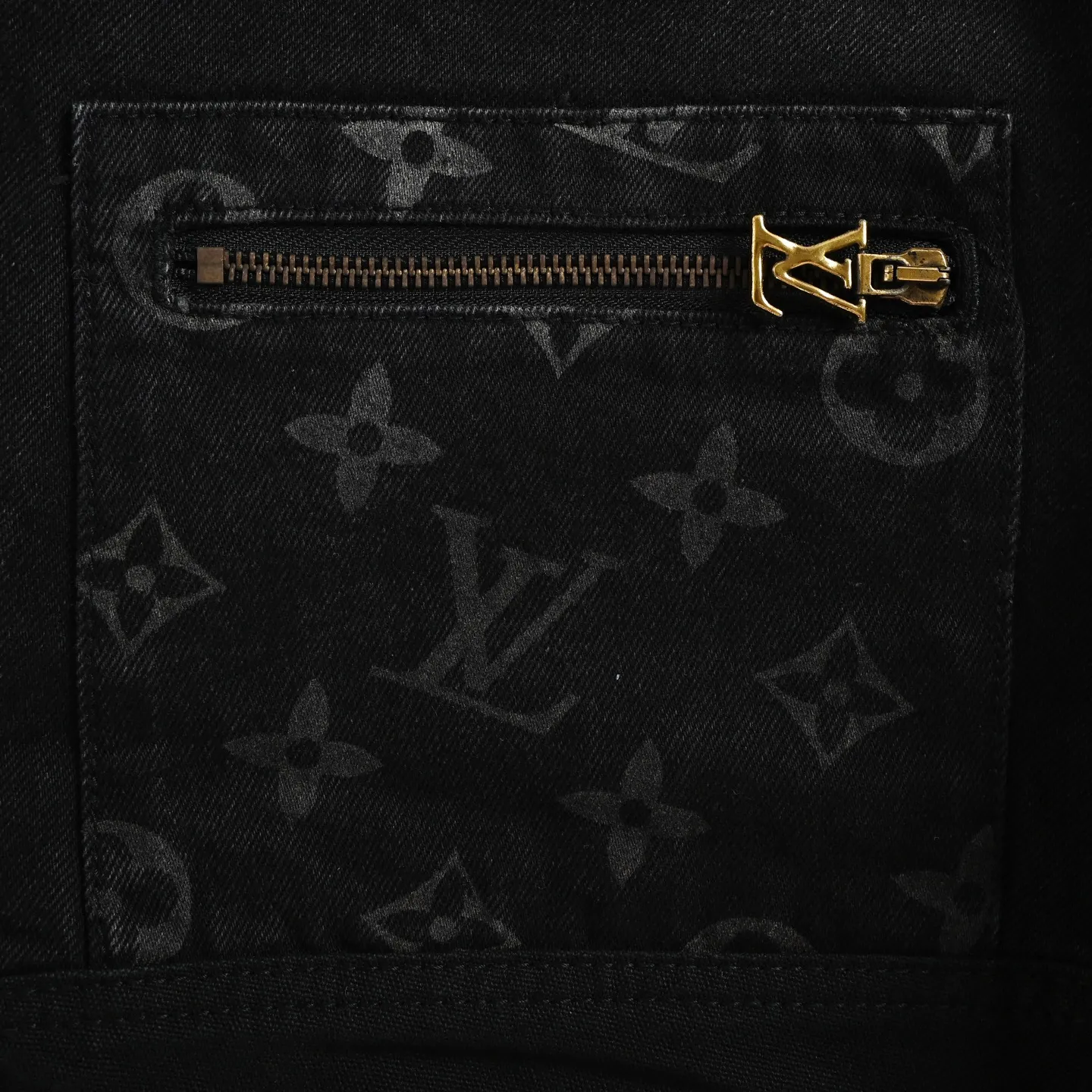 Louis Vuitton/